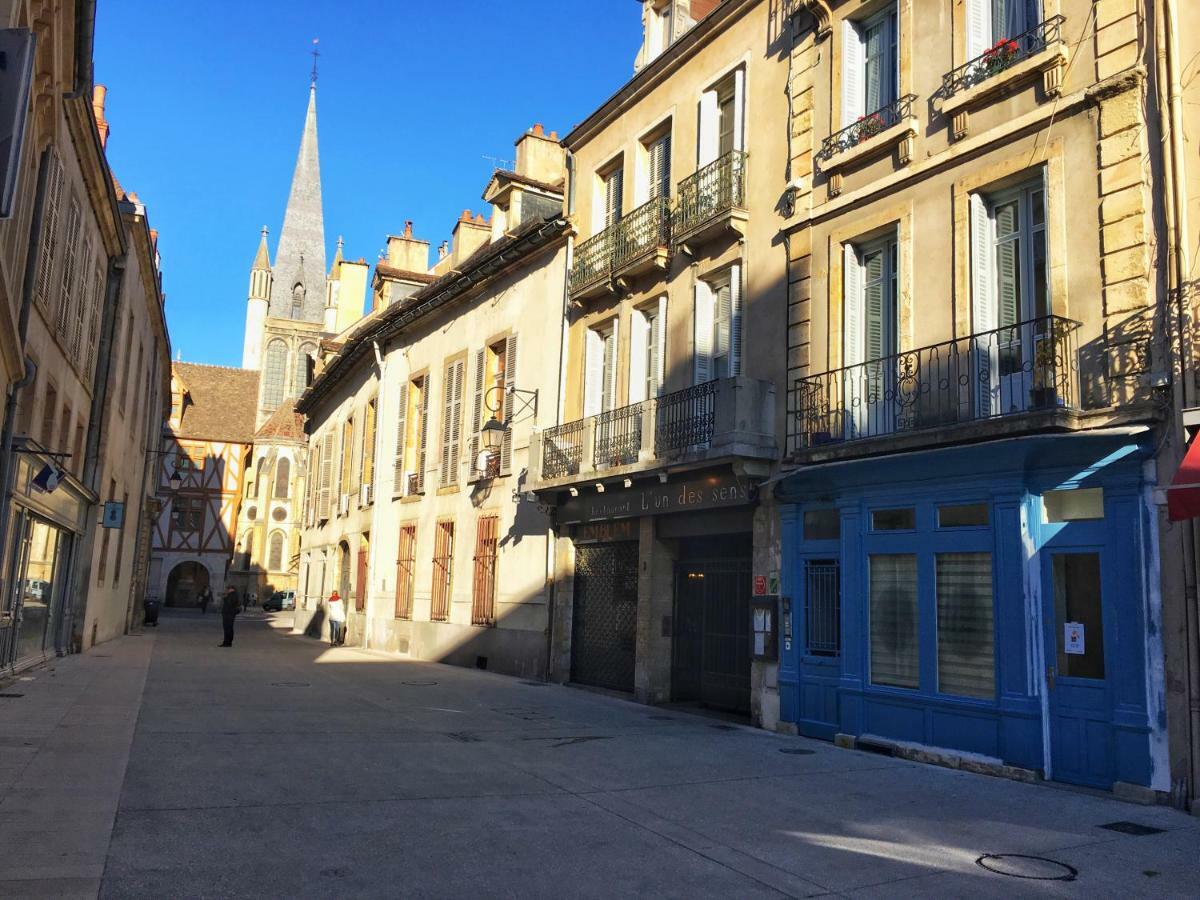 Centre Historique Dijon - Le Patioアパートメント エクステリア 写真